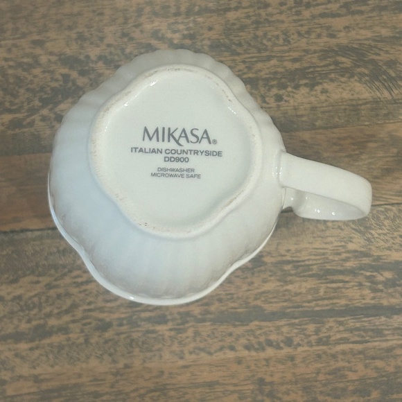 MIKASA sugar and creamer set - Picture 4 of 10